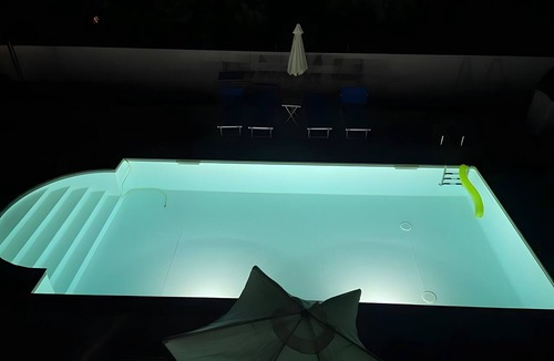 Arenella Apartment | Apartment 'Dea' with Shared Pool, Wi-Fi, and Air Conditioning