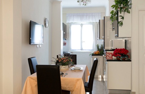 Vatican Apartment | Apartment for 6 people center Rome 100m from the Vatican Internet Free WIFI
