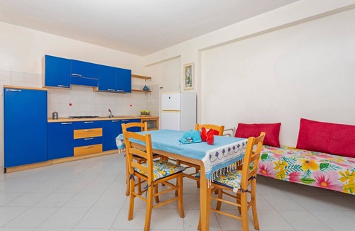 Fondachello Apartment | Apartment 'I Ciottoli Dello Ionio - Apt 2' with Mountain View, Shared Terrace and Balcony