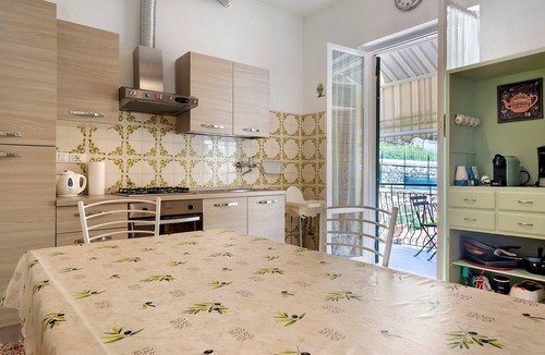 Chiavari Apartment | Apartment 'Il Noce - Vicino Chiavari' with Mountain View, Private Garden and Air Conditioning