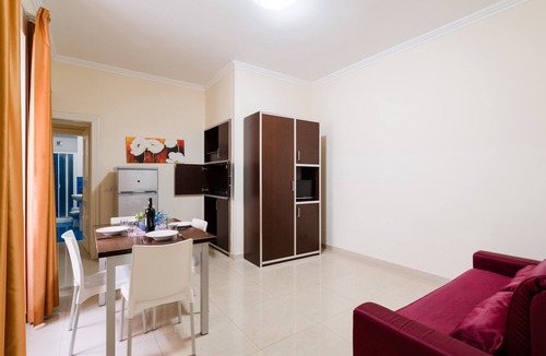 Province of Lecce Apartment | Apartment in A Hotel 'Unit 1' with Wi-Fi