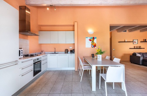 Trequanda Villa | Apartment In A Hotel "Villa Pesca" with Shared Pool, Private Balcony & Wi-Fi