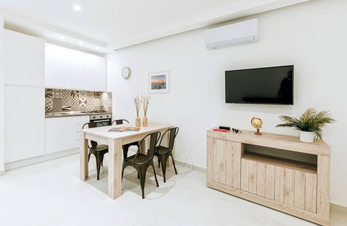 Lacco Ameno Apartment | Apartment in historic building in the center and on the sea