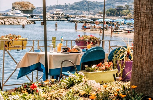 Lacco Ameno Apartment | Apartment in historic building in the center and on the sea