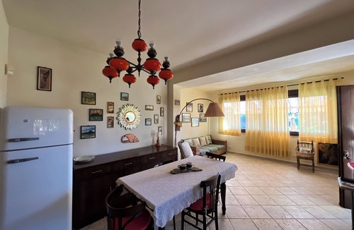 Altavilla Milicia House | Apartment in villa, in hillside location with sea view.