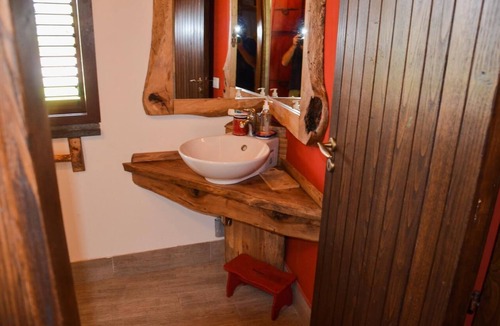 Piedimonte Etneo Villa | Apartment in villa with pool and garden in total relaxation