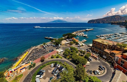 Nerano Apartment | Apartment in Nerano with 3 bedrooms sleeps 6