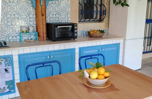 Ognina House | Apartment in Sicilian villa in the countryside near the sea.