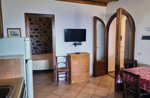 Lipari Apartment | Apartment in Villa "Stromboli" with Sea View, Wi-Fi and Air Conditioning