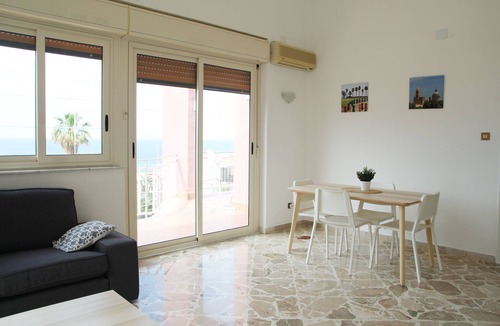 Addaura House | Apartment in Villa Tea - Bellissima Vista Mare