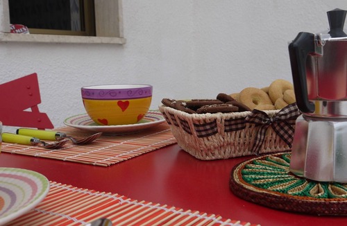 Santa Maria di Leuca Apartment | Apartment 'Trande' with Balcony, Wi-Fi and Air Conditioning