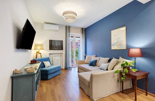 Quartiere XI Portuense Apartment | Apartment 'La Casa Di Giò' with Private Terrace, Wi-Fi and Air Conditioning