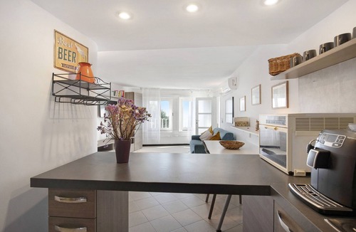 Sant'Ilario Apartment | Apartment 'La Casina di Sant Ilario' with Sea View, Terrace & Wi-Fi