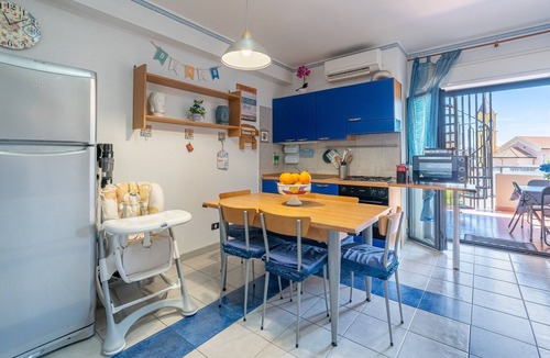 Fondachello Apartment | Apartment 'La Dolce Vita - Panoramico' with Sea View, Wi-Fi, and Air Conditioning