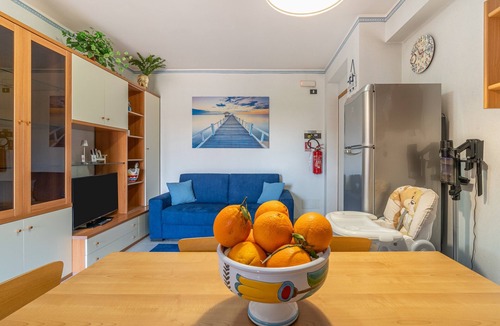 Fondachello Apartment | Apartment 'La Dolce Vita - Panoramico' with Sea View, Wi-Fi, and Air Conditioning
