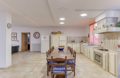Presicce Apartment | Apartment 'Le Colonie - Boschetto' with Private Terrace, Shared Garden and Wi-Fi