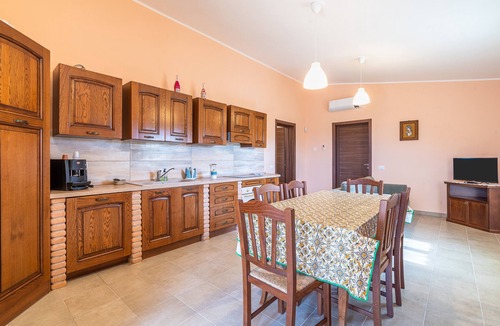 Granelli Apartment | Apartment 'Limone' with Private Terrace, Wi-Fi, Air Conditioning and EV Charging Station