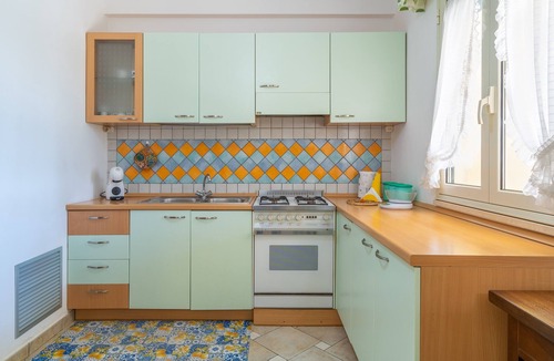 Marzamemi Apartment | Apartment 'Lorenzo' with Sea View, Wi-Fi and Air Conditioning