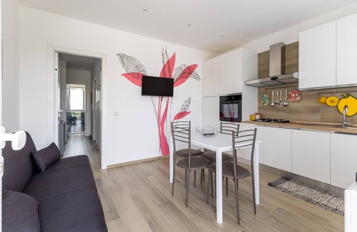 Ragusa Apartment | Apartment 'Lumia' with Shared Terrace, Wi-Fi and Air Conditioning
