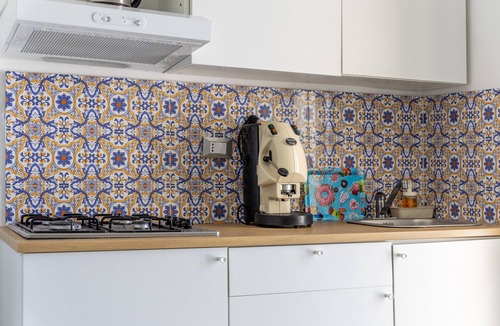 Granelli Apartment | Apartment "Luna Rossa" with Private Terrace & Wi-Fi