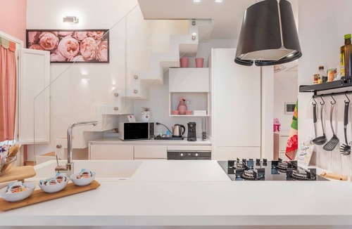 Albergheria Apartment | Apartment 'Mia' with Balcony, Wi-Fi and Air Conditioning