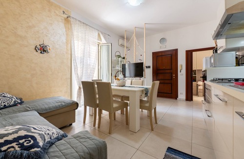 Porto Empedocle Apartment | Apartment Near the Sea and Valley of the Temples with Wi-Fi and Air Conditioning