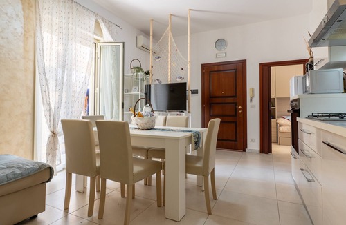 Porto Empedocle Apartment | Apartment Near the Sea and Valley of the Temples with Wi-Fi and Air Conditioning