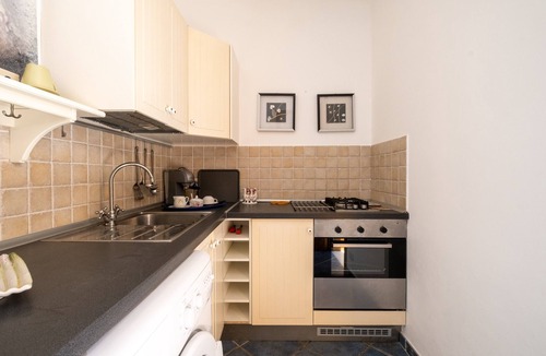 Cenate Apartment | Apartment 'Residence Le Cenate Sail' with Private Terrace, Wi-Fi and Air Conditioning