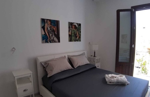 Scicli Apartment | Apartment 'Scicli' Suite close to the Sea with Balcony & Wi-Fi