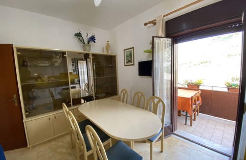 Lido Rossello Apartment | Apartment - Sleeps 5, Free Parking & Pet Friendl