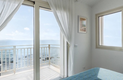 Siculiana Apartment | Apartment 'Sunset' with Sea View, Wi-Fi and Air Conditioning