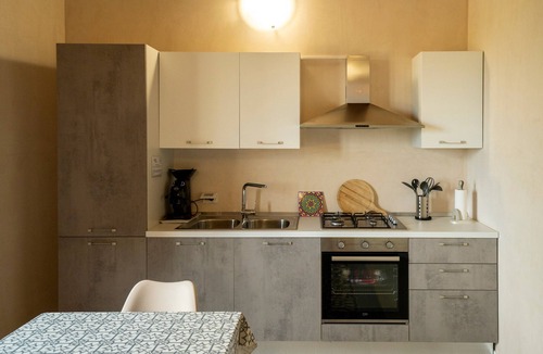 Vittoria Apartment | Apartment 'Vigna Di Pettineo - N9' with Shared Pool, Private Terrace and Air Conditioning