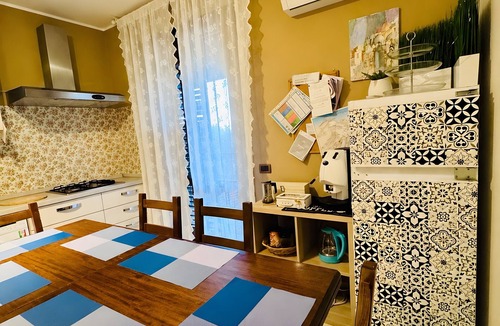 Pedara Apartment | Apartment 'Villa Romano' with Sea View, Wi-Fi and Air Conditioning