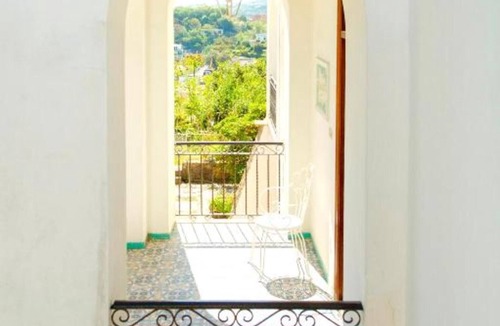 Ischia Porto Apartment | Apartment 'Vista Capri' with Sea View, Private Terrace and Wi-Fi