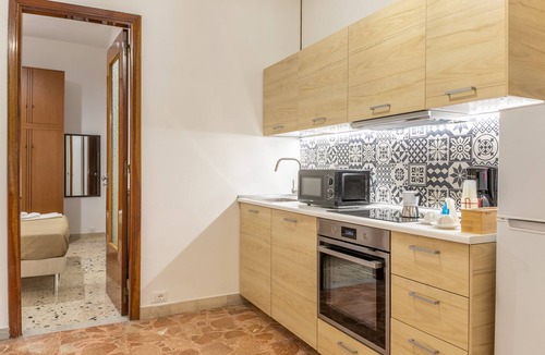 Chiaramonte Gulfi Apartment | Apartment 'Vito 80' with Mountain View and Balcony