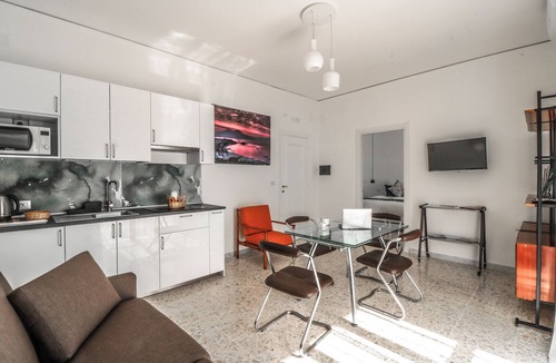 Fuorigrotta Apartment | Apartment with balcony near Maradona Stadium