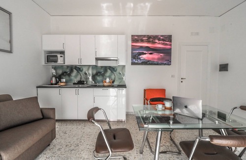 Fuorigrotta Apartment | Apartment with balcony near Maradona Stadium