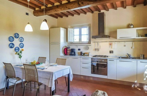 San Michele di Moriano Apartment | Apartment with terrace and pool near Lucca