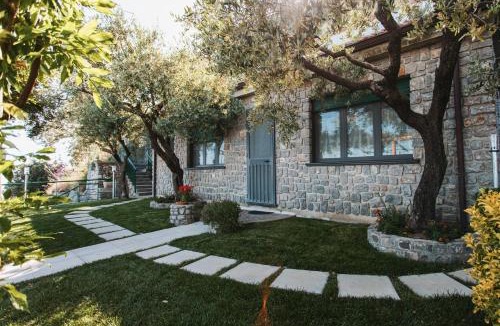 San Lazzaro House | Apartments PARADISE GARDEN Holiday House
