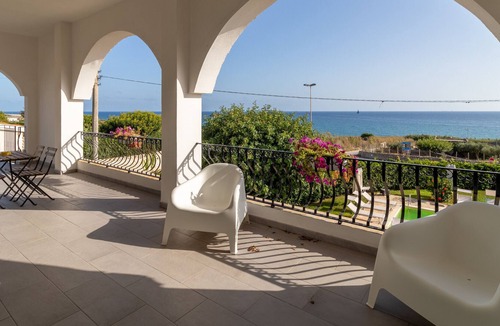 Cava dʼAliga Other | App to Arance in Villa Archi