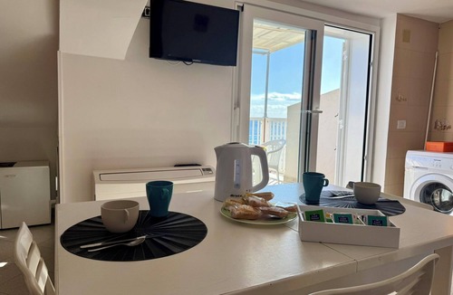 San Lorenzo Apartment | Appartamento sul Mare