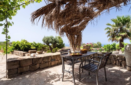 Pantelleria Villa | Appartamento Dammuso Leya - Isol.