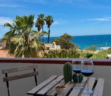 Fontane Bianche Apartment | Appartamenti In Villa Polluce a 2 min dal mare WiFi e parcheggio