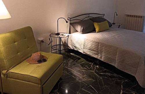 Portici Apartment | appartamento 7 letti in centro pet friendly a 3 minuti dalla circumvesuviana