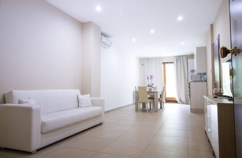 Cibali Apartment | Appartamento con Camera da Letto e Balcone