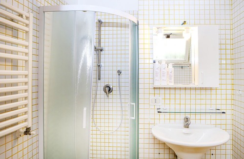 Chiaia Hotel | Appartamento Con Giardino a Mergellina