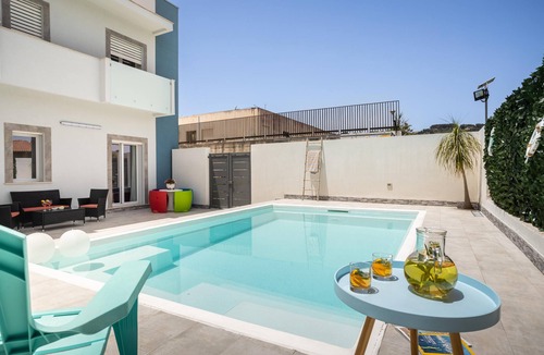 Salemi Apartment | Appartamento Dimora Dei Fiori - .