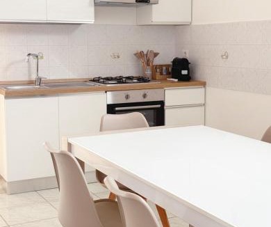 Casuzze Apartment | Appartamento Fronte Mare con Ampio Terrazzo - Privitera