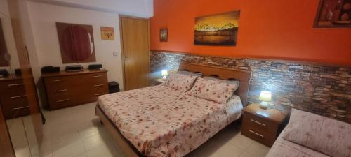 Santa Teresa di Riva Apartment | Appartamento in Complesso Sonia