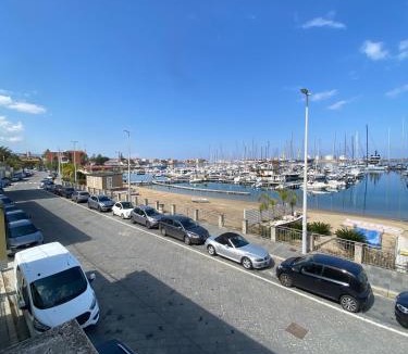Vibo Marina Apartment | Appartamento l'affaccio sul porto di Vibo marina
